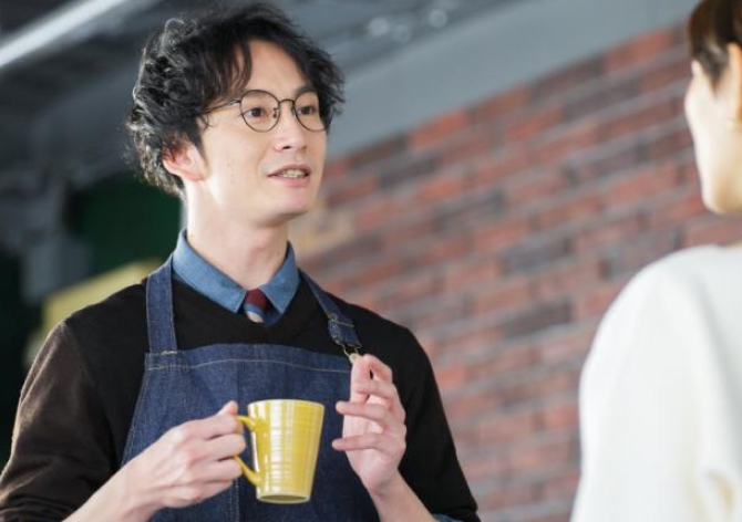 飲食店の経営は、お客様の満足に直結するやりがいのある仕事ですが、ビジネススキルや経営者としての資質が求められる厳しさもあります。この記事では、飲食店の経営に必要なことやノウハウを幅広く紹介します。