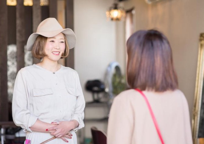 居抜きで美容室を開業する際の注意点の写真